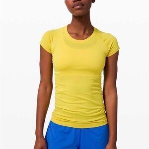 Lululemon soleil swiftly yellow short sleeve top